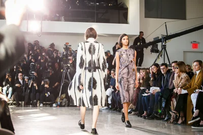 Look 30